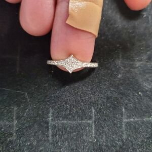 Diamond ring tulip collection